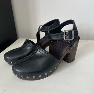 🖤 White Mountain Leather Clog Heels – Black